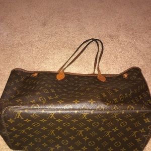 Louis Vuitton Neverfull GM VERY USED CONDITION